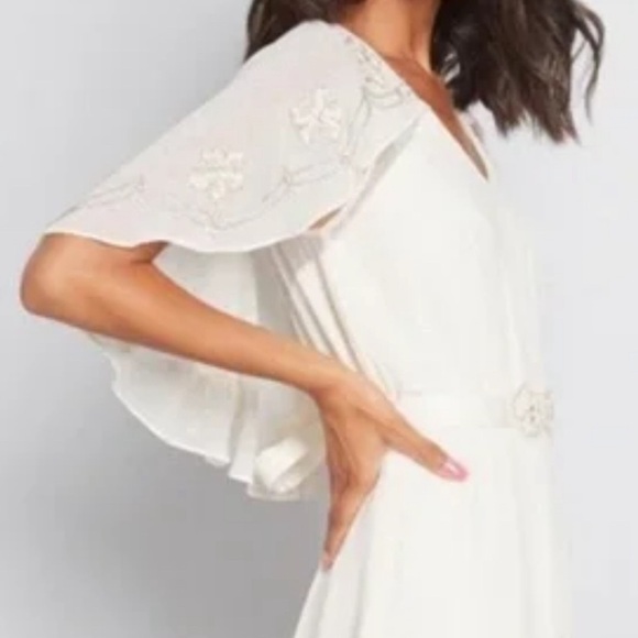 Breathtaking ModCloth Gown 🤍 - Picture 3 of 15